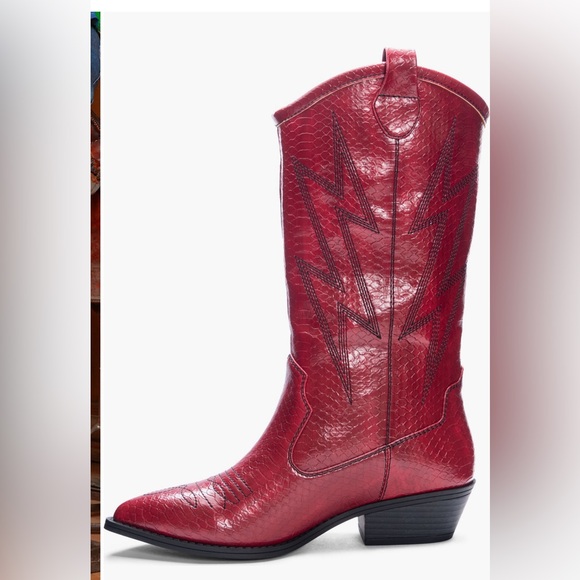 Dirty Laundry Josea Cowboy Boot (Women) in red - Picture 4 of 11